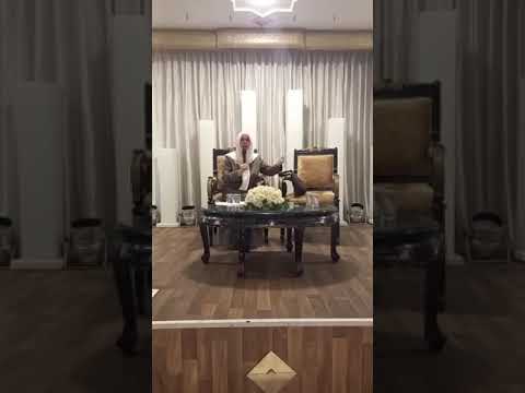 كيف نسج النبي بيتا لا صخب فيه و لا نصب