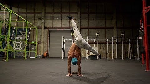 Handstand - Side Bends in Straddle - Height Performance Exercise Demo