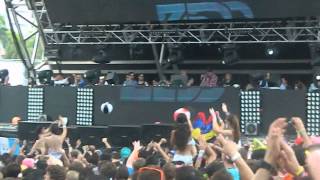 Zedd- &quot;Fall Into The Sky&quot; / &quot;Shotgun&quot; Ultra Music Festival 2013 (15) 3/24