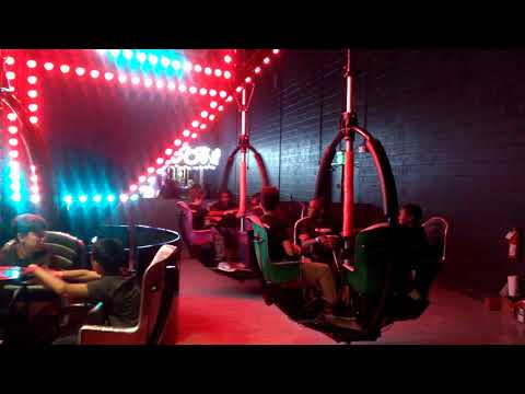 Vídeo: Amazing Jake's Indoor Amusement Park em Mesa
