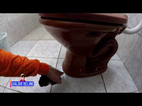 Vídeo: Como você cola um vaso sanitário no chão?