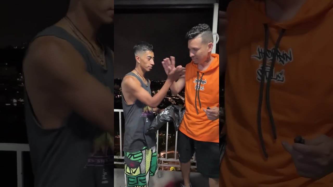 Nos unimos para darle un día especial #viral #greenscreen #vviralshortvideo #amigos 