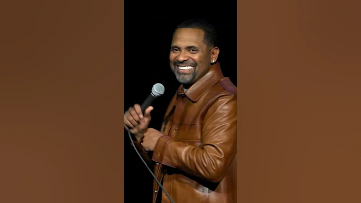 age doesn't matter to police #MikeEpps #ReadyToSellOut