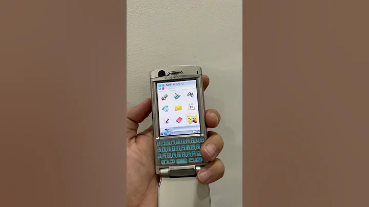 Sony Ericsson P990i #dienthoaico85 #sonyericsson