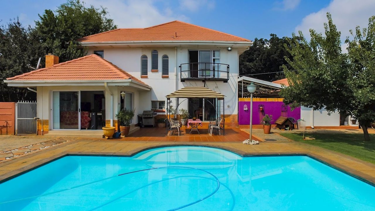 4 Bedroom House for sale in Gauteng | Gauteng South And Midvaal | Vereeniging | Three R |