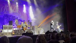 Jason Bonham's Led Zeppelin Evening performing Ramble On on Apr 20, 2024.