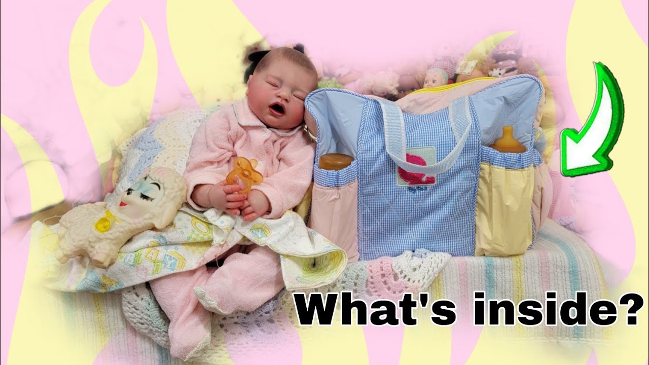 Packing Diaper Bag For Day Care| What's Inside my Diaper Bag? Must Haves Items For Reborn Babies