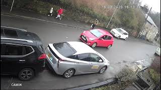 Littering Caught on Camera: Help Us Keep Our Planet Clean!