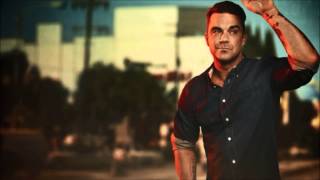 Robbie Williams - H.E.S- Lyrics