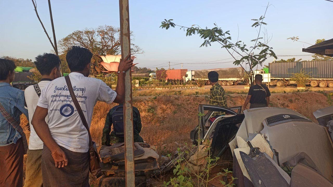 ကော့ကရိတ်မှာ တိုက်ပွဲကြောင့် ထွက်ပြေးရသူ ငါးသောင်းနီးပါးရှိလာပြီး ပိတ်မိနေသူတွေပါရှိ