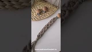 how to make macrame pacifier clip.  Makramé baba cumilánc készítés