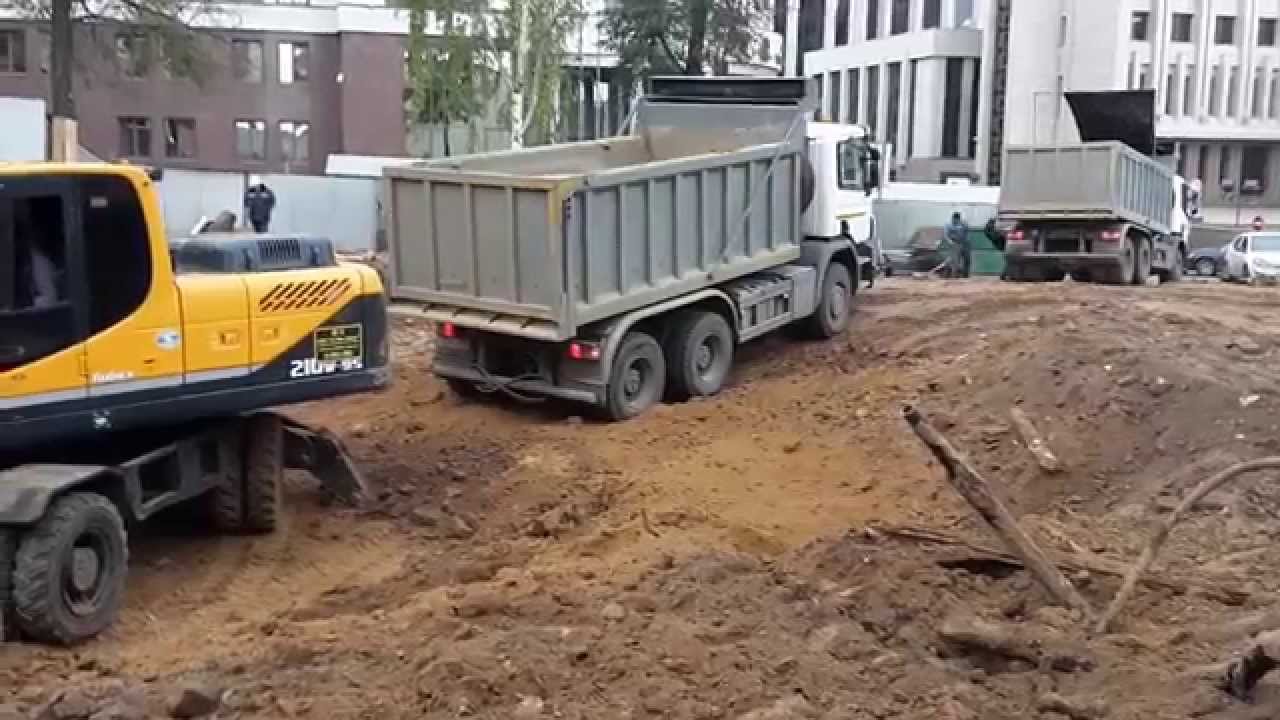 Разработка котлована под строительство офисного здания в Казани - YouTube