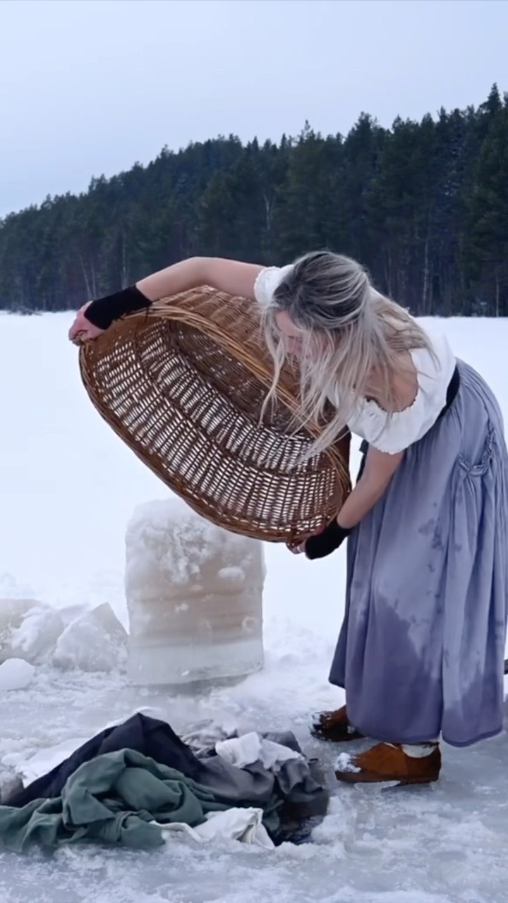 #JasonDeruloTV // Ice Laundry #GotPermissionToPost From @jonnajinton #HandsOnMe