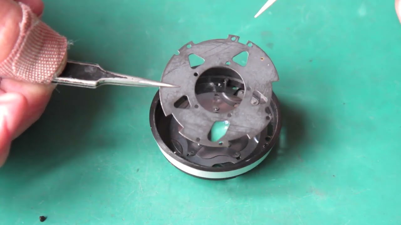 Servicing a Kodak Retinette IIA, part 02