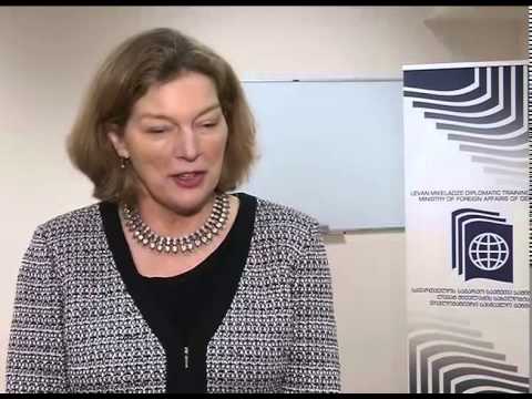 ქეთლინ სტივენსი ლევან მიქელაძის სახელობის სასწავლო ცენტრში