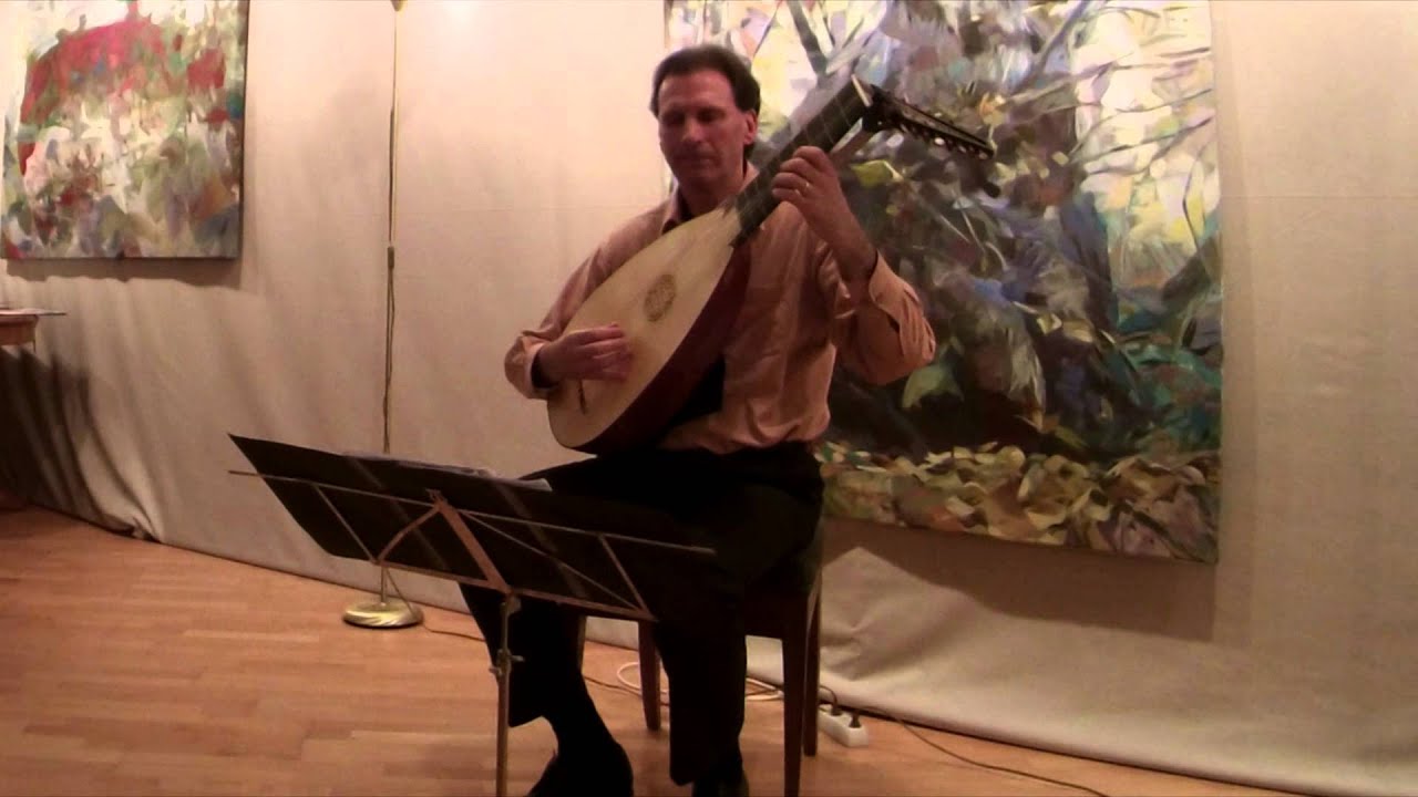 S.L. Weiss, Sarabande in d-minor. Peter Croton - lute