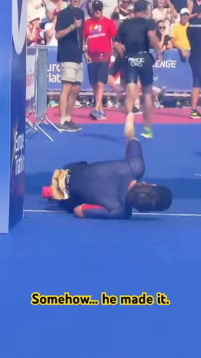 He literally couldn’t take one more step. #triathlon #nevergiveup #2024
