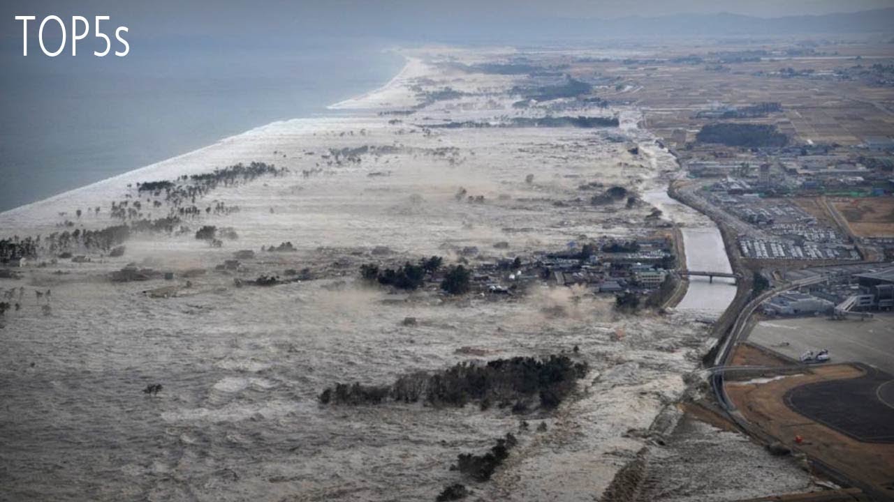 5 Biggest & Most Destructive Tsunami Caught On Camera ...