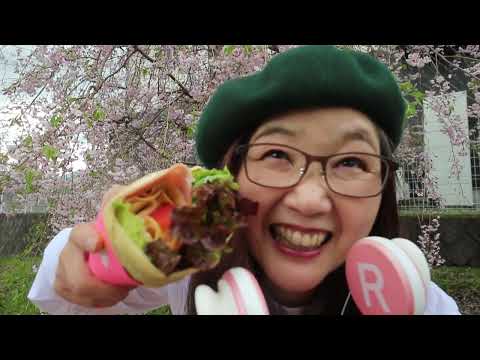 [ASMR]桜の樹の下でクレープ食べる🌸Eating Sounds👄Crapes under the Cherry blossom tree🌸