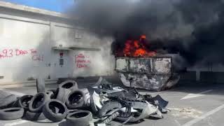 Marseille : blocage en cours du grand port maritime, des pneus et des voitures brûlés