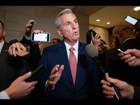 Kevin McCarthy beats far-right challenger 188-31 to lead House GOP