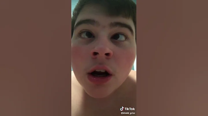 My butt cheeks jiggle when I fart😂 tik tok