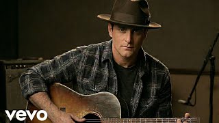 Watch Brad Paisley She Said Yes video