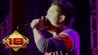 D'Bagindas - Di Mana Sumpahmu   (Live Konser Karawang 28 September 2013)