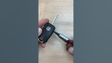 Vauxhall Insignia open damaged key to remove circuit board #automobile #vauxhall #insignia