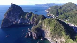 西伊豆・雲見の烏帽子山と富士山 Eboshiyama volcanic neck, Izu Peninsula Geopark