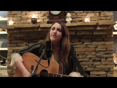 Caroline Spence: Dancing in the Dark