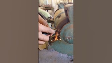sharpening the chisel help of grinder. #viralvideo #trending #iti #shortsvideo #shorts #viralposts