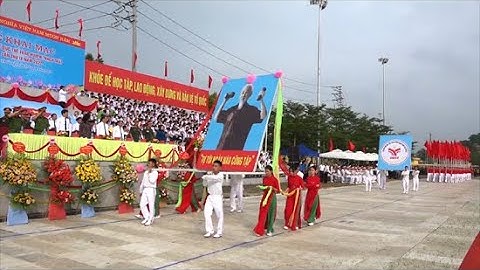 Trang trọng Lễ diễu hành biểu dương lực lượng tại Đại hội TDTT huyện Thạch Thất lần thứ IX