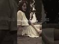@LanaDelRey  saca música nueva y automáticamente empezamos a darle play a todas sus 💎 #LanaDelRey