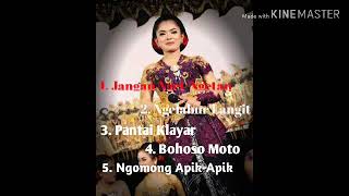 Kumpulan lagu Mp3  PURI RATNA