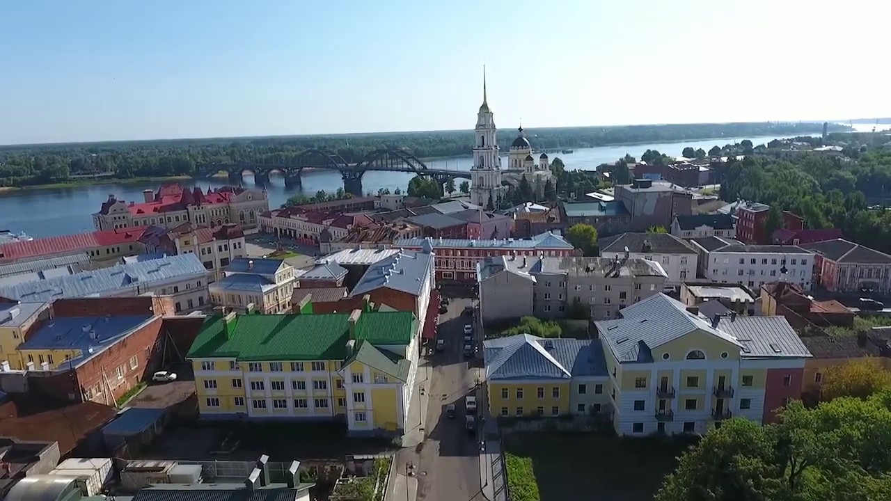 Рыбинское видео. Рыбинск исторический центр города. Рыбинск с высоты птичьего полета. Рыбинск историческая часть города. Город Рыбинск Ярославской области.