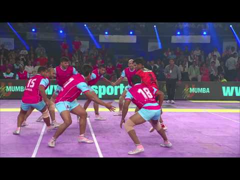 Khel Kabaddi Bulldozer Shabeer Shows His Strength