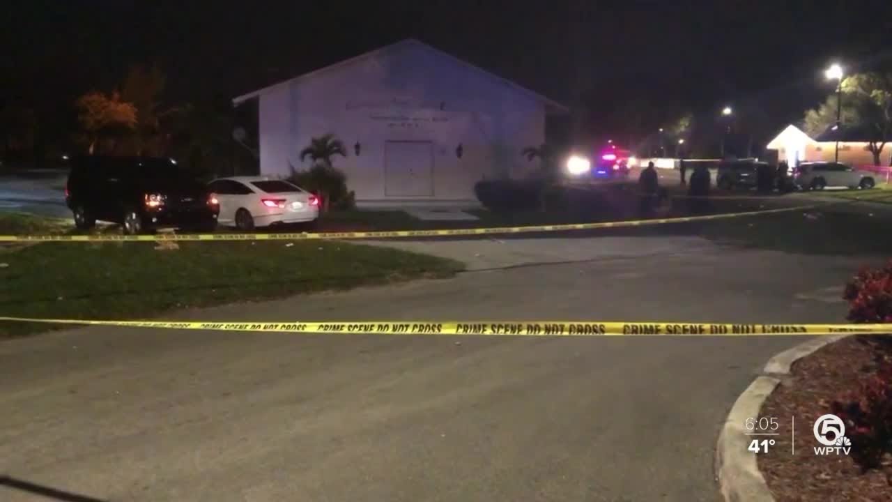 1 dead, 4 injured in shooting in Boynton Beach - YouTube