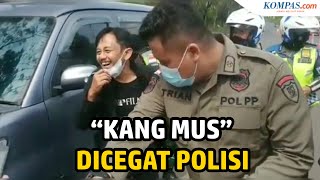 Viral Video “Kang Mus” Preman Pensiun Tersenyum Saat Dicegat Polisi, Begini Kisahnya