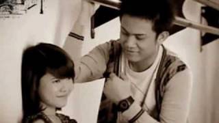AKIM - USAH RESAH ( WITH LYRICS )