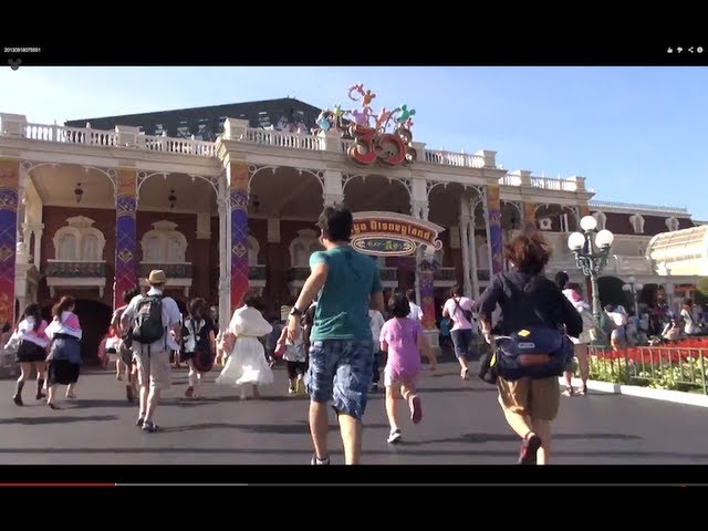 開園ダッシュ お盆休みのディズニーランド13 Tdl Youtube