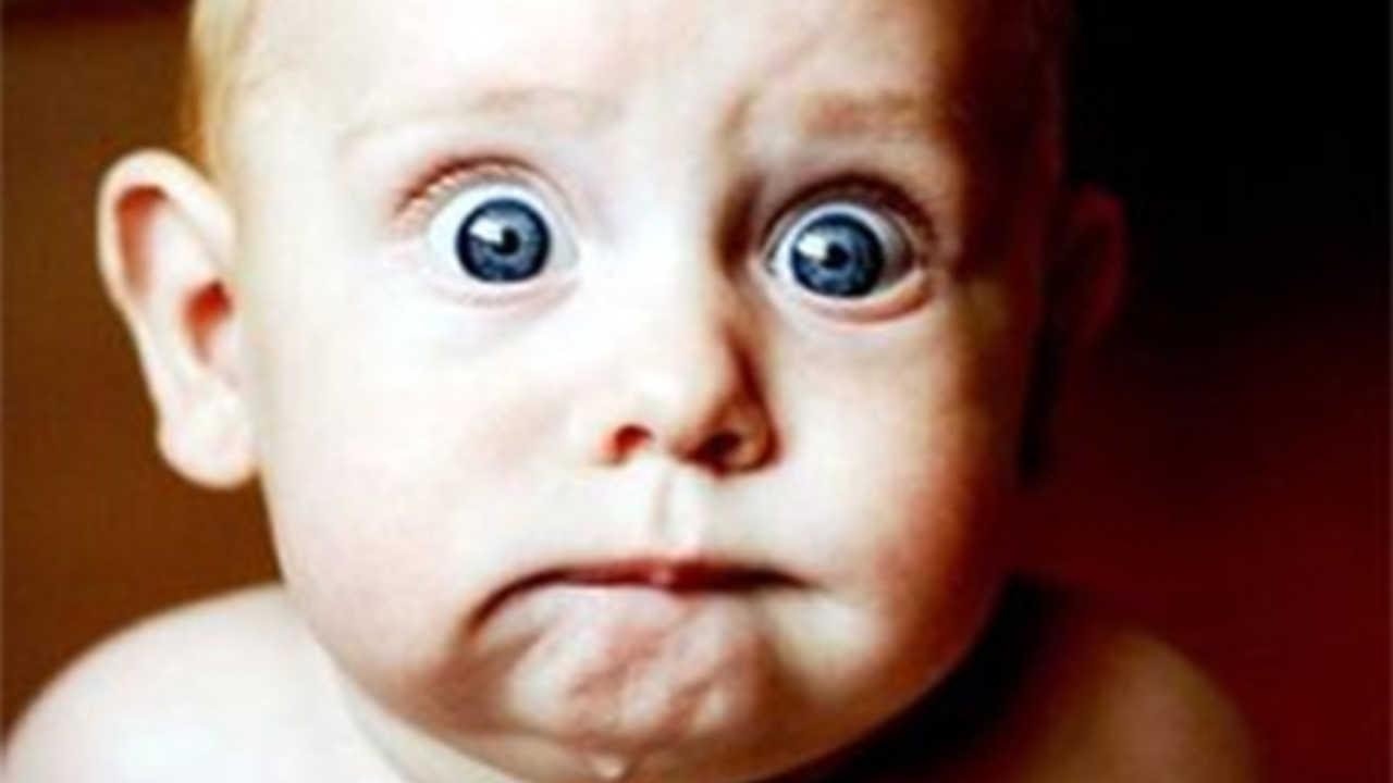 Little Boy Get Scared From Twins -must see