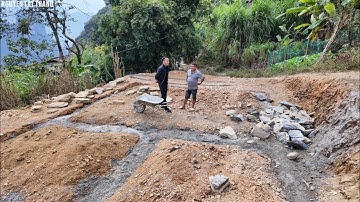 Bất ngờ với móng nhà chị ở cạnh chuồng gà vận chuyển vật liệu 20 ngày chưa xong. Nguyễn Tất Thắng