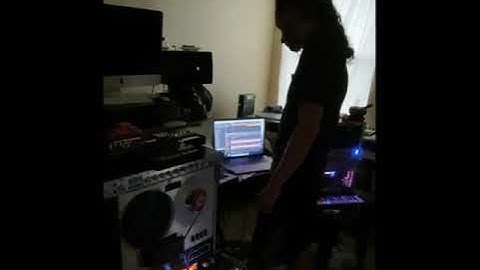 Vibes (carlos botello)