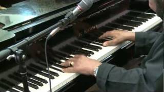 andrae crouch gospel piano chords