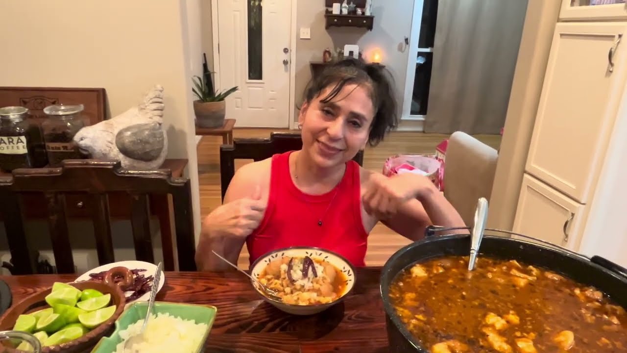 MENUDO con Patas de Res En Salsa de Chipotle al estilo Chihuahua 
