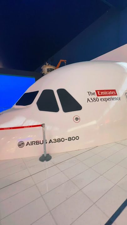 Airbus A380 - 800 Experience Emirates simulator at Dubai mall #fly #flight #emirates #dubai #explore