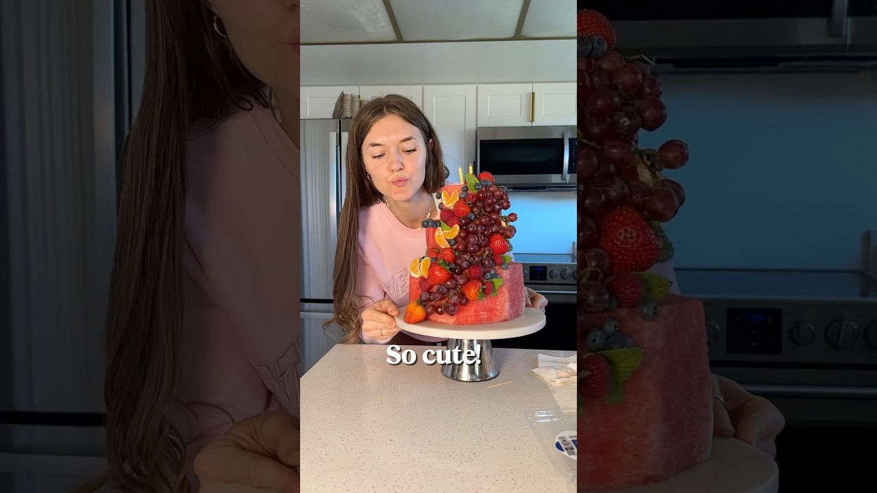 Watermelon cake? Yes please 😍🍉