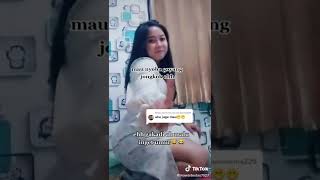 GOYANG TIK TOK IBU-IBU BERDASTER HOT BANGET 18+