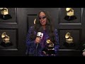 Capture de la vidéo H.e.r. One-On-One Interview | 2022 Grammys